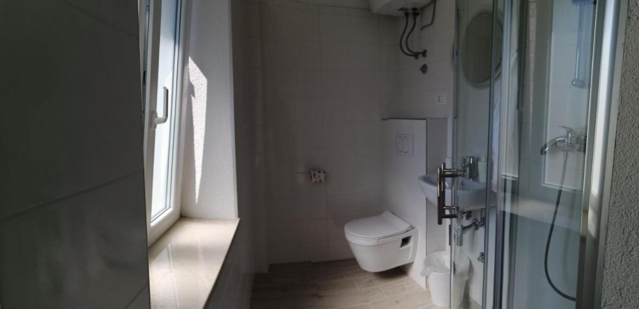 Apartments Vini And Ivana Sućuraj Extérieur photo