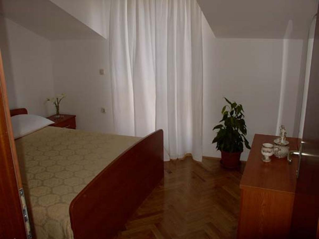 Apartments Vini And Ivana Sućuraj Chambre photo