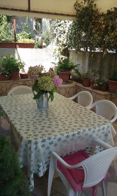 Apartments Vini And Ivana Sućuraj Extérieur photo