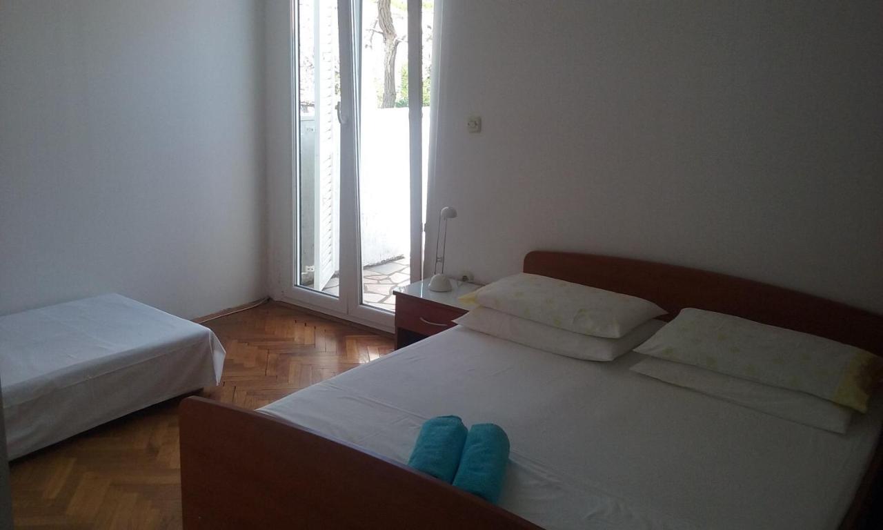 Apartments Vini And Ivana Sućuraj Chambre photo
